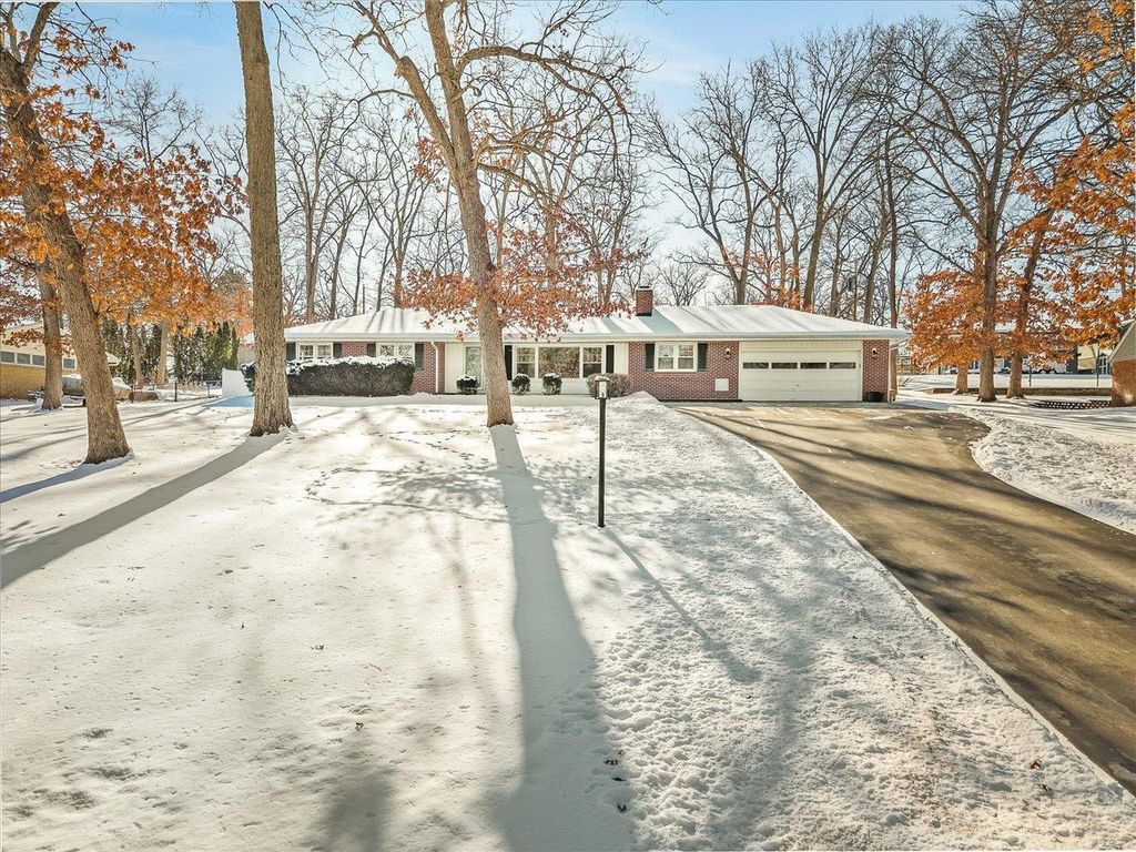 Photo of 3708 Bee LANE, Beloit, WI 53511 (MLS # 2015553)