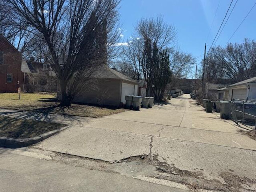 Photo of 3645 N 37th STREET #3705 W Nash, Milwaukee, WI 53216 (MLS # 1955003)