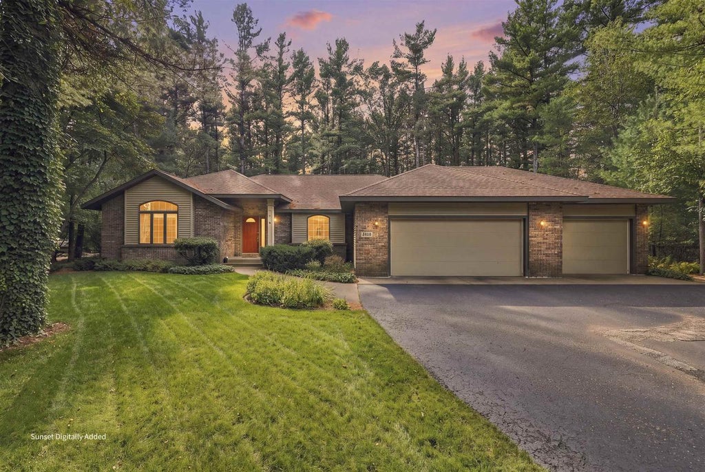 Photo of 5120 Timberland TRAIL, Wisconsin Rapids, WI 54494 (MLS # 22604618)