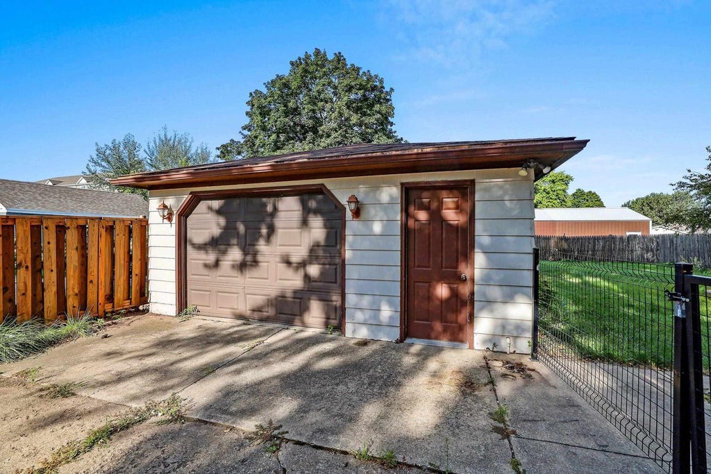 Photo of 739 Depot STREET, Little Chute, WI 54140 (MLS # 50331681)