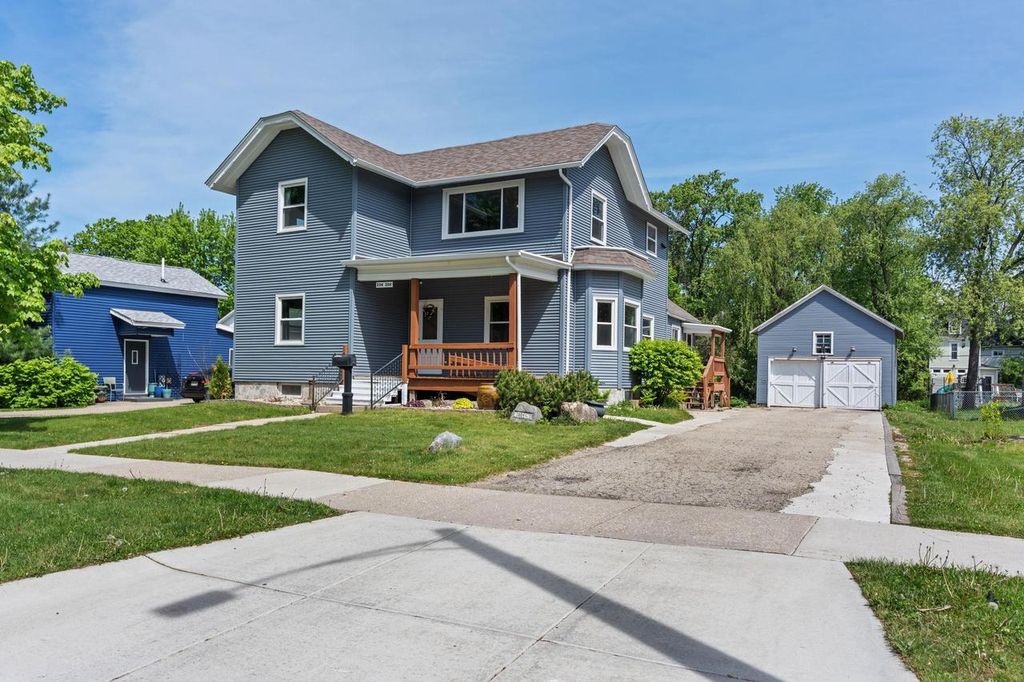 Photo of 234 W Liberty STREET, Evansville, WI 53536 (MLS # 2023678)