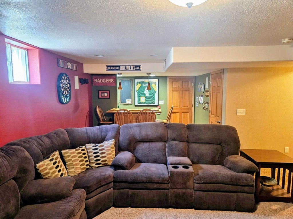 Photo of 755 Weatherstone DRIVE, Oshkosh, WI 54901 (MLS # 50326812)