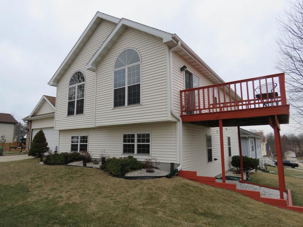 Photo of 5342 Tree Ridge TRAIL, Madison, WI 53718 (MLS # 2017169)