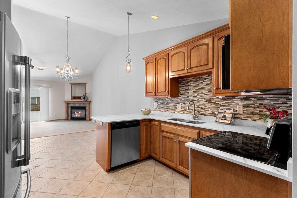 Photo of 821 Killarny TRAIL, De Pere, WI 54115 (MLS # 50319081)