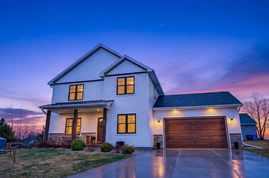 Photo of 166 Cardinal LANE, Fall River, WI 53932 (MLS # 2018013)