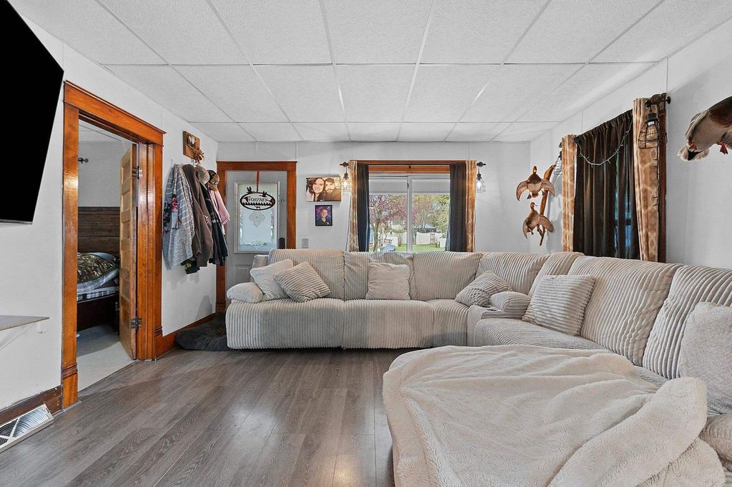 Photo of 17 E 2nd STREET, Clintonville, WI 54929 (MLS # 50325591)
