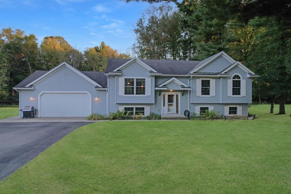 Photo of 501 Aubin STREET, Peshtigo, WI 54157 (MLS # 50321432)