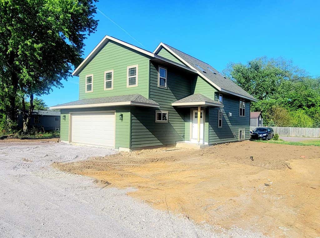 Photo of 148 Shaw STREET, Baraboo, WI 53913 (MLS # 2025696)