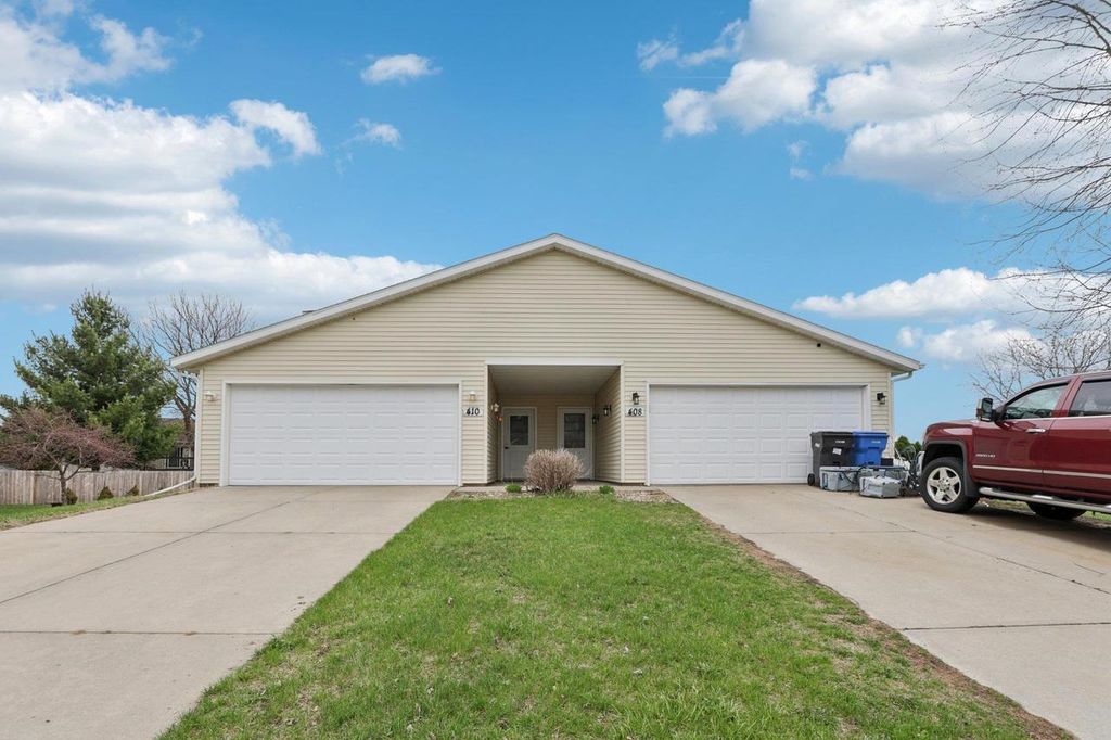 Photo of 410 David CIRCLE, Arena, WI 53503 (MLS # 2020959)