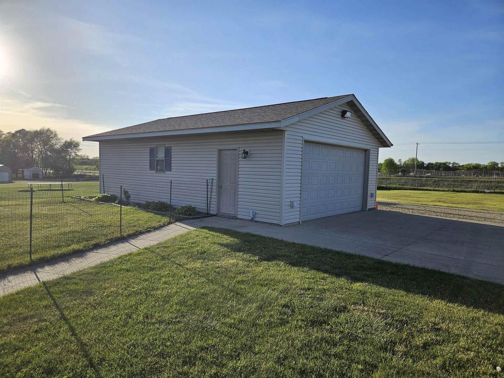 Photo of 2616 Affirmed DRIVE, Janesville, WI 53546 (MLS # 2023195)