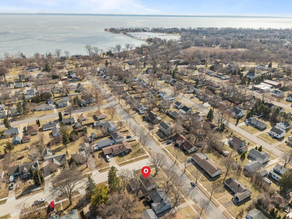 Photo of 516 Winnebago HEIGHTS, Neenah, WI 54956 (MLS # 50322124)