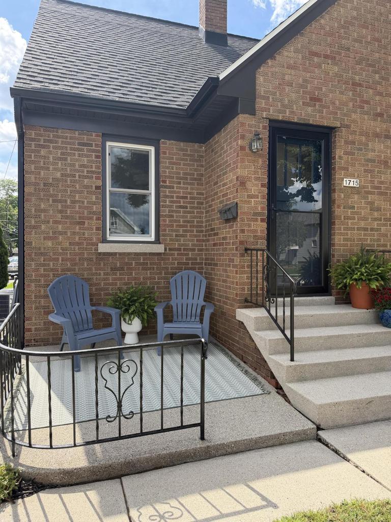 Photo of 1715 Marvin COURT, Sheboygan, WI 53081 (MLS # 1980590)
