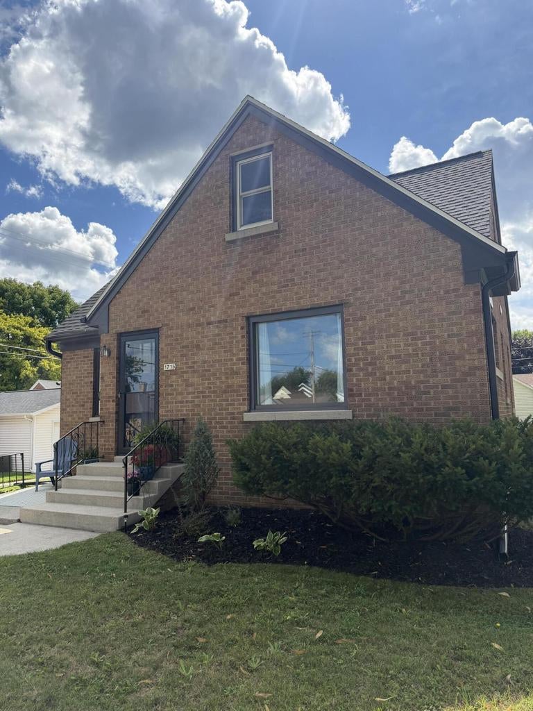 Photo of 1715 Marvin COURT, Sheboygan, WI 53081 (MLS # 1980590)
