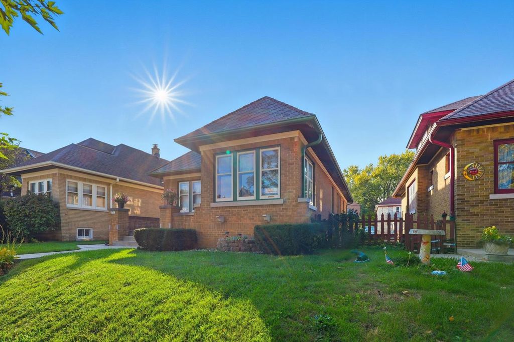 Photo of 2751 N 55th STREET, Milwaukee, WI 53210 (MLS # 1939864)