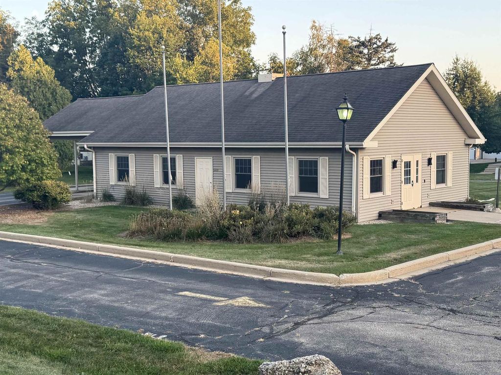 Photo of 6401 Cottage Grove ROAD, Madison, WI 53718 (MLS # 2010391)