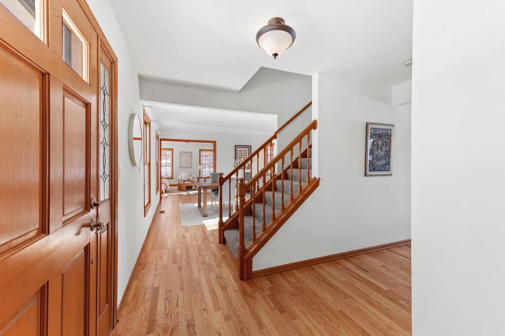 Photo of 14040 W Glendale AVENUE, Brookfield, WI 53005 (MLS # 1947867)