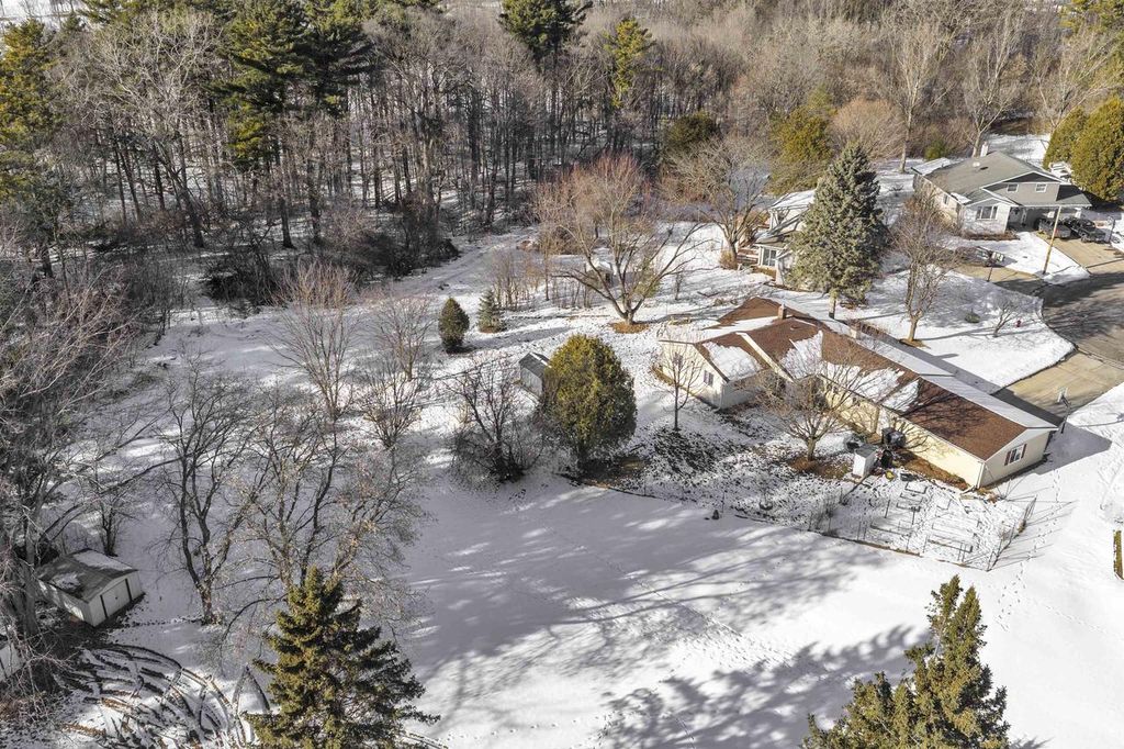 Photo of 313 Steven COURT, Denmark, WI 54208 (MLS # 50321321)