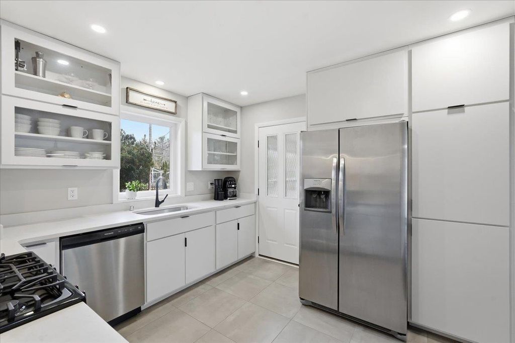 Photo of 5017 Holiday DRIVE, Madison, WI 53711 (MLS # 2017174)