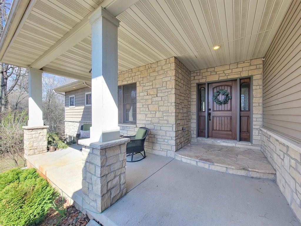 Photo of 1387 Radcliff ROAD, Neenah, WI 54956 (MLS # 50323596)