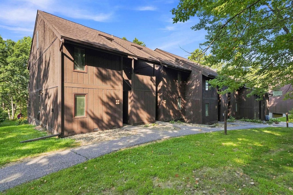 Photo of 1 Elm TRAIL, Wisconsin Dells, WI 53965 (MLS # 2031487)
