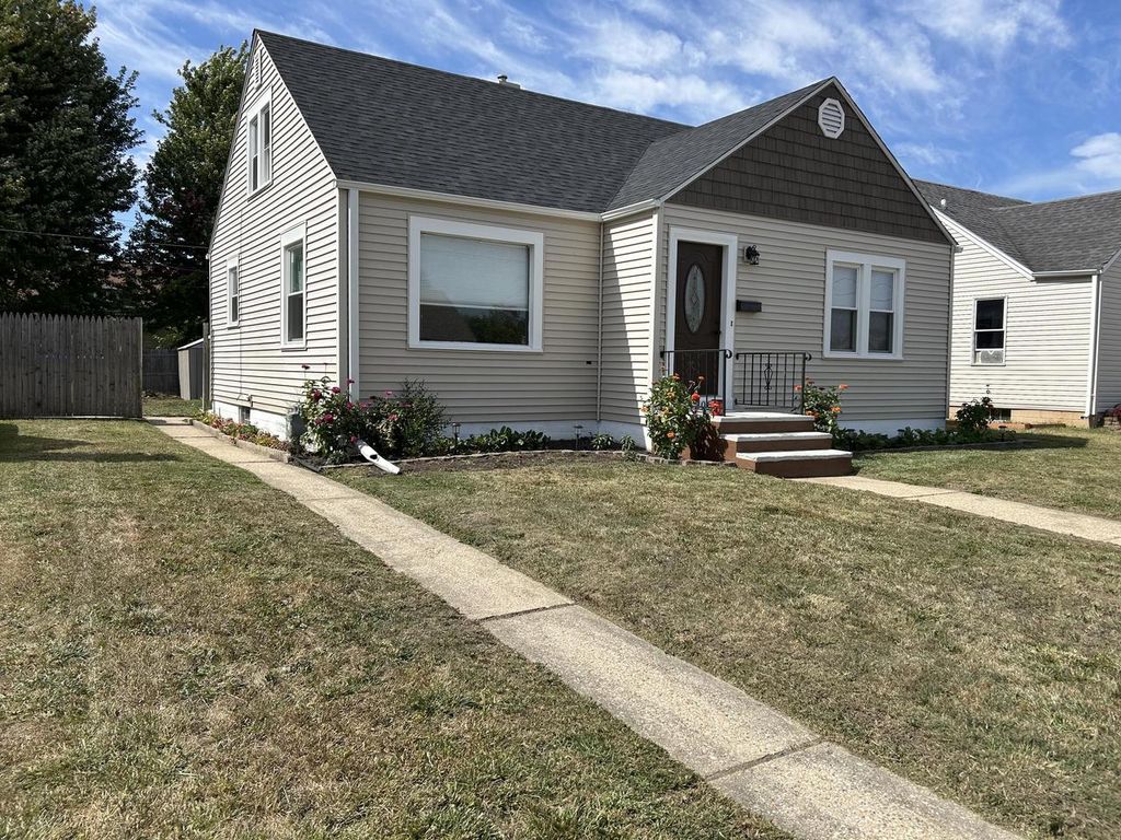 Photo of 7208 30 AVENUE, Kenosha, WI 53142 (MLS # 1944692)
