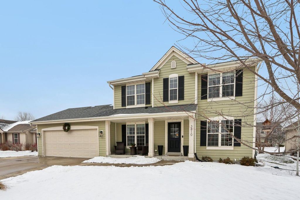 Photo of 3810 Creekside DRIVE, Waukesha, WI 53189 (MLS # 1946682)