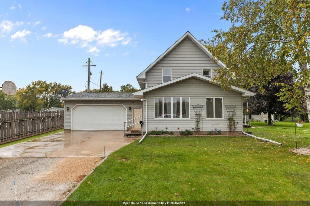 Photo of 311 N Kensington DRIVE, Appleton, WI 54915 (MLS # 50333704)