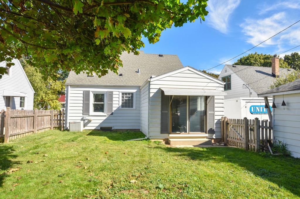 Photo of 4707 W Sumac PLACE, Milwaukee, WI 53219 (MLS # 1939278)