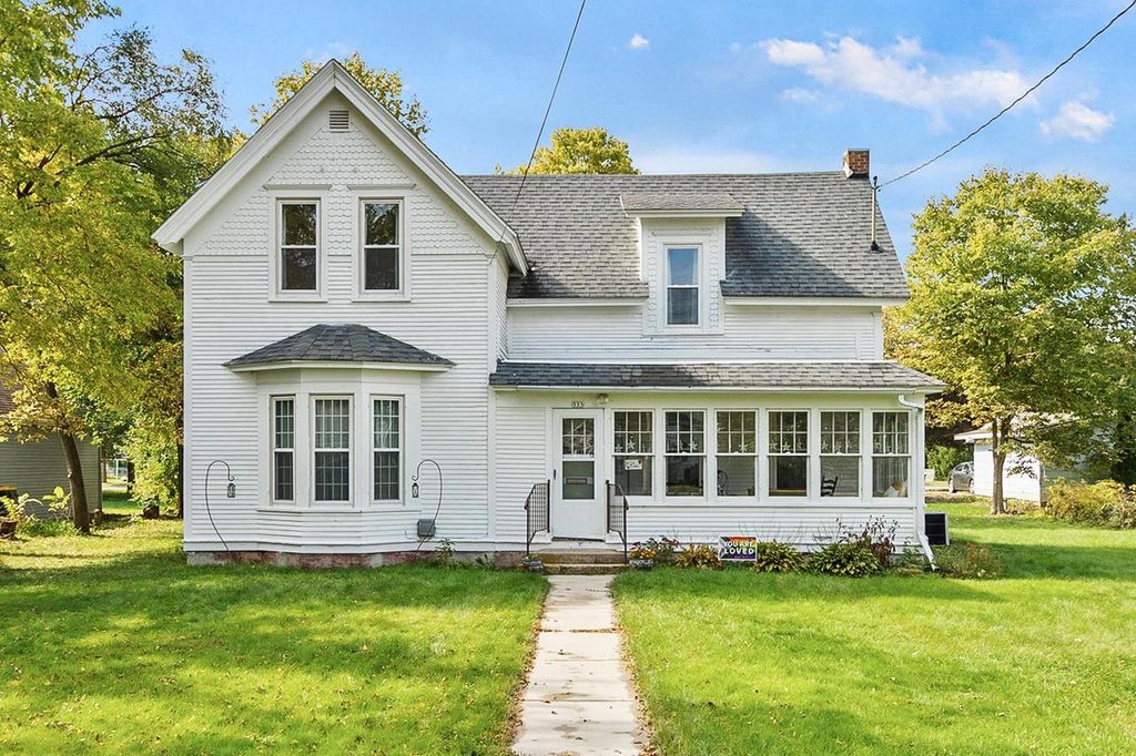 Photo of 6181 W Villa LANE, Milwaukee, WI 53223 (MLS # 1944846)