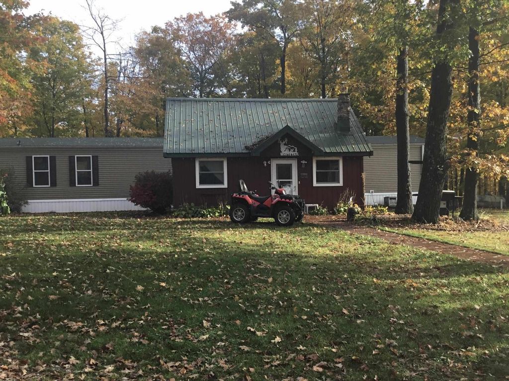 Photo of W6150 Steffen LANE, Pembine, WI 54156 (MLS # 50318345)