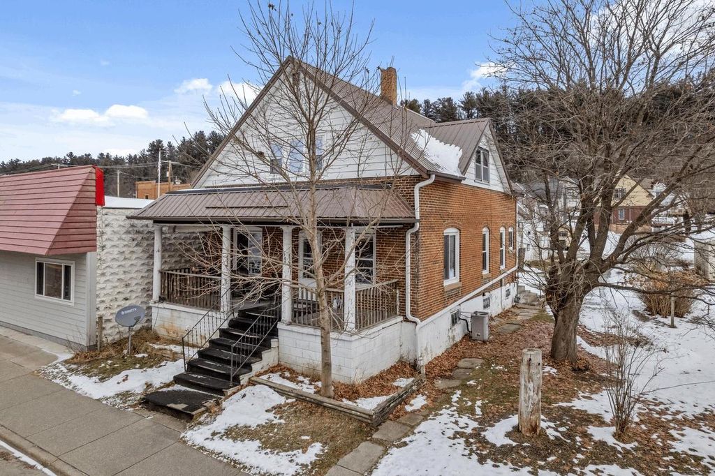 Photo of 104 Center STREET, Wonewoc, WI 53968 (MLS # 2014113)