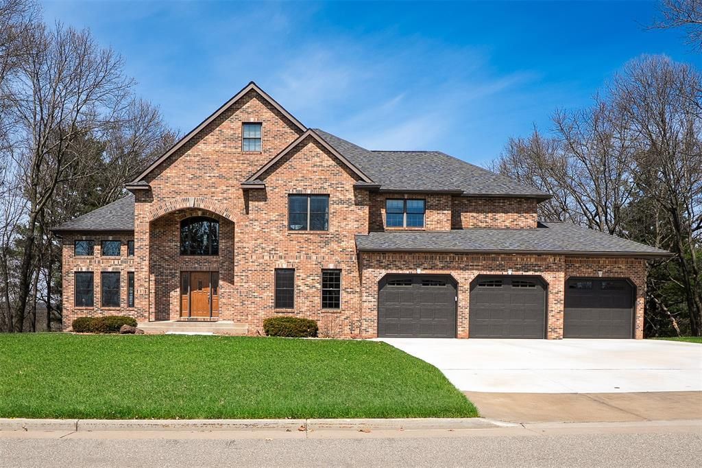 Photo of 1520 Knollwood TRAIL, Altoona, WI 54720 (MLS # 1598653)