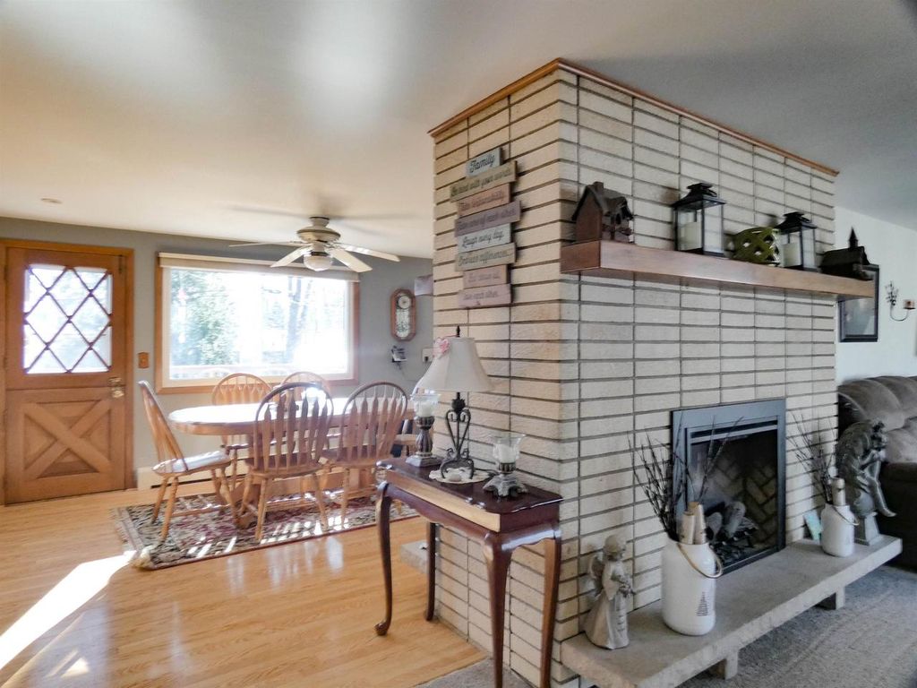 Photo of 1635 Birchwood DRIVE, Green Bay, WI 54304 (MLS # 50321788)