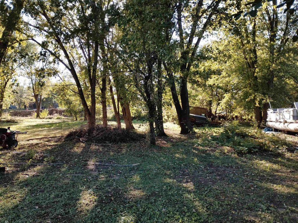 Photo of 0 N Prairie STREET, Prairie Du Chien, WI 53821 (MLS # 2010616)