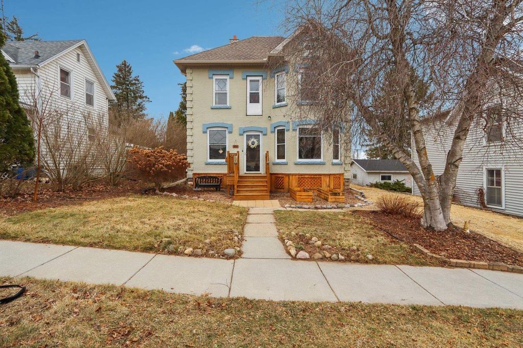 Photo of 603 Locust STREET, Blanchardville, WI 53516 (MLS # 2017937)