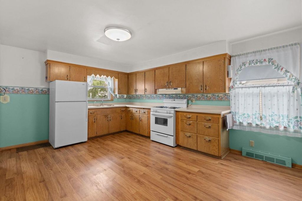 Photo of 137 S Vine STREET, Kingston, WI 53939 (MLS # 2025809)