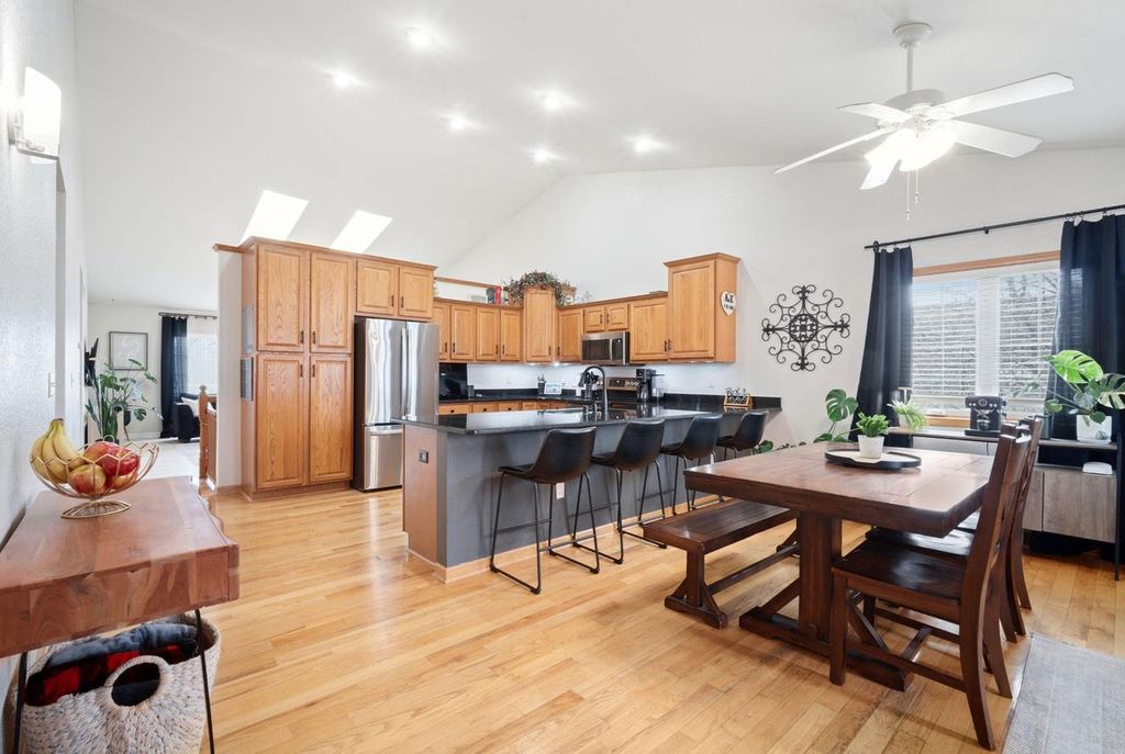 Photo of 1456 Dovetail DRIVE, Hartford, WI 53027 (MLS # 1957212)