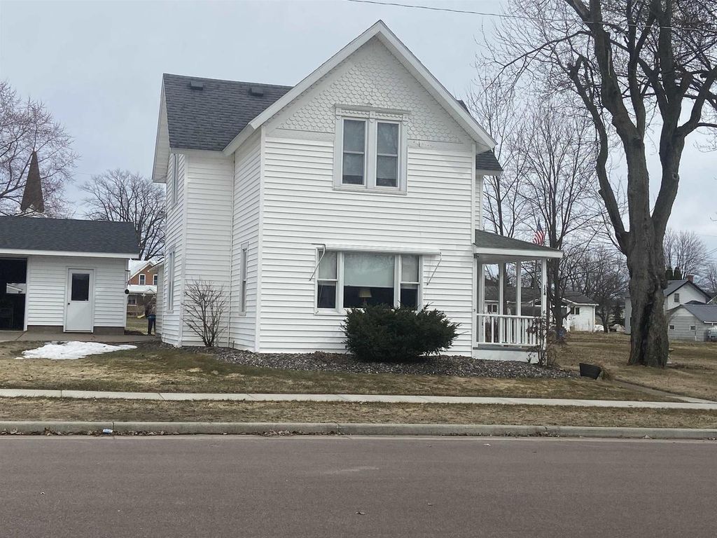 Photo of 154 S 3rd STREET, Dorchester, WI 54425 (MLS # 22601318)