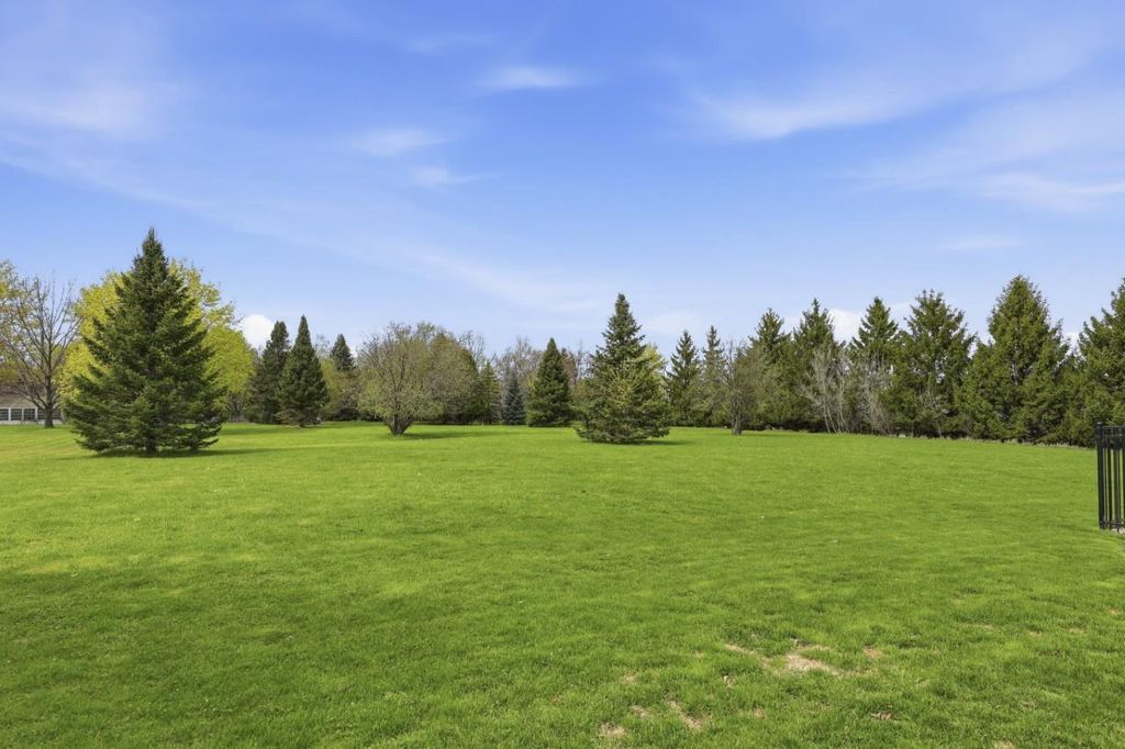 Photo of 922 Denise COURT, Kaukauna, WI 54130 (MLS # 50324652)