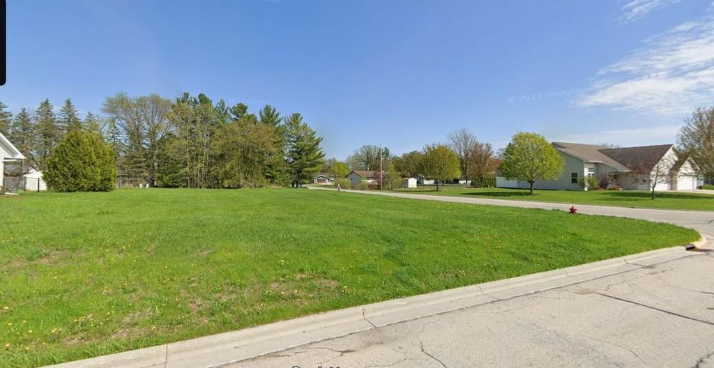 Photo of 332 Rosemary DRIVE, Pulaski, WI 54162 (MLS # 50319741)