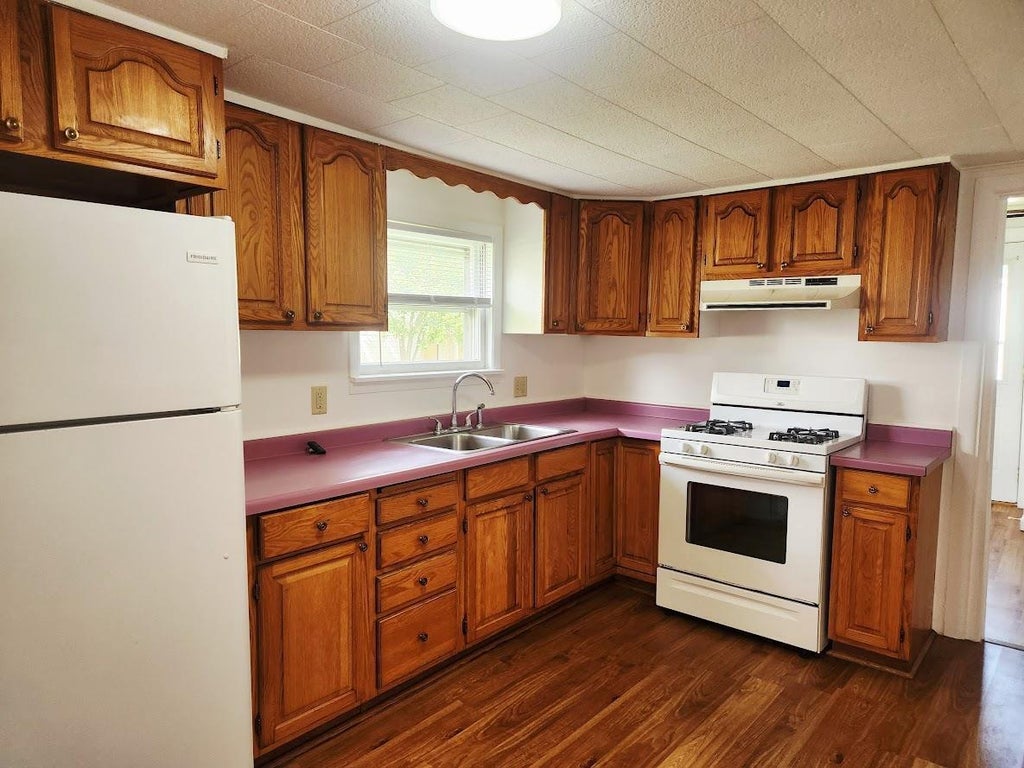 Photo of 437 Thomas STREET, Fond Du Lac, WI 54935 (MLS # 50332662)