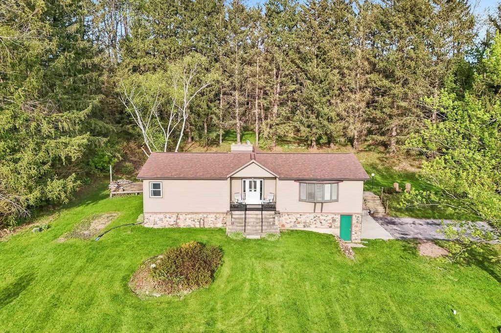 Photo of 5030 S Valley ROAD, Black Earth, WI 53515 (MLS # 2025800)