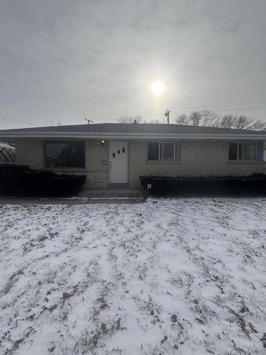 Photo of 7629 W Thurston CIRCLE, Milwaukee, WI 53218 (MLS # 1946948)