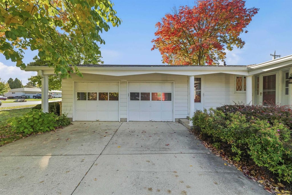 Photo of 700 Denning AVENUE, Beaver Dam, WI 53916 (MLS # 2034102)