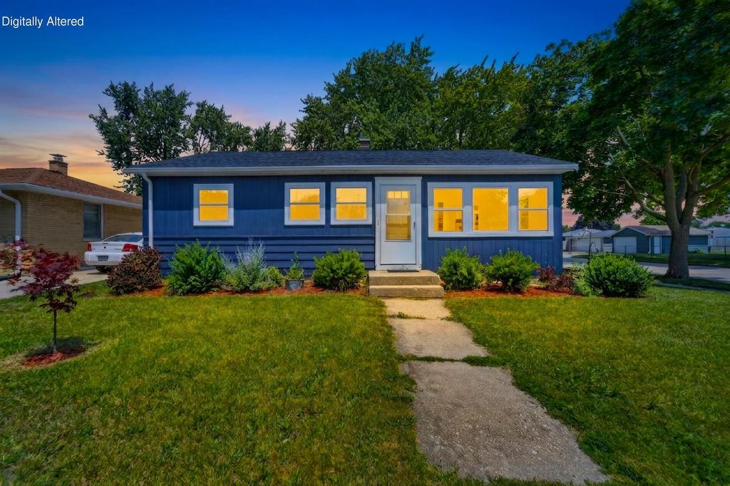 Photo of 1802 25th STREET, Kenosha, WI 53140 (MLS # 1972325)