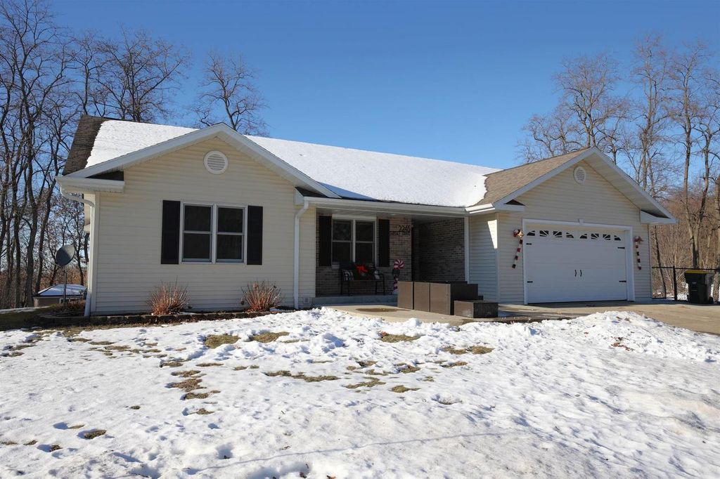Photo of 2245 Sunset DRIVE, Reedsburg, WI 53959 (MLS # 2013985)