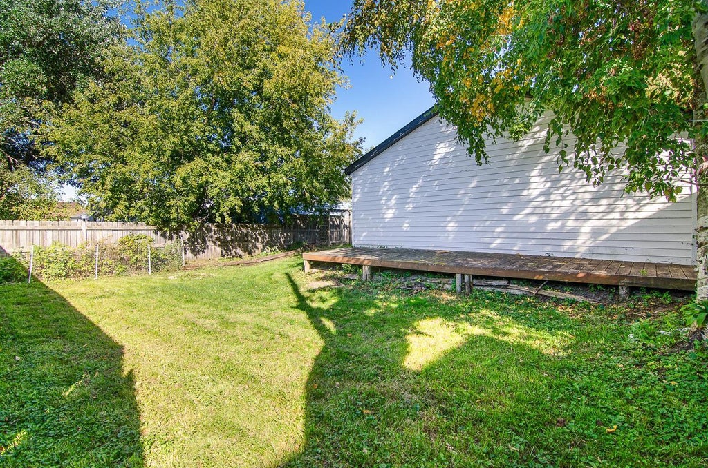 Photo of 2404 Lincoln AVENUE, Two Rivers, WI 54241 (MLS # 50334046)