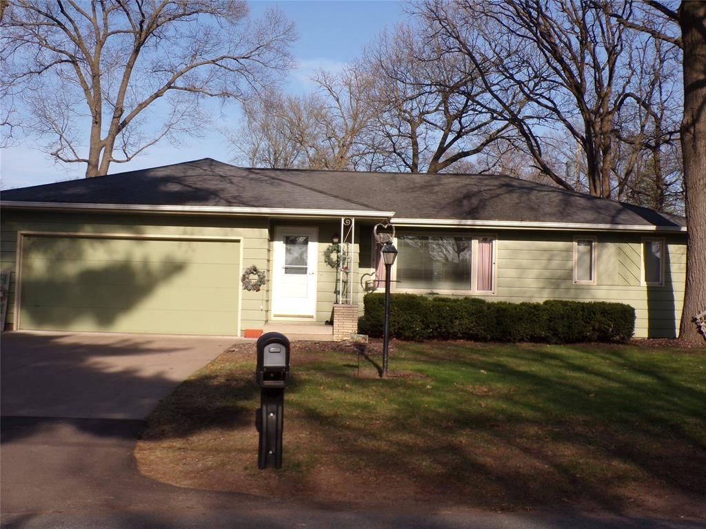 Photo of 3045 Wedgewood AVENUE, Eau Claire, WI 54703 (MLS # 1600450)