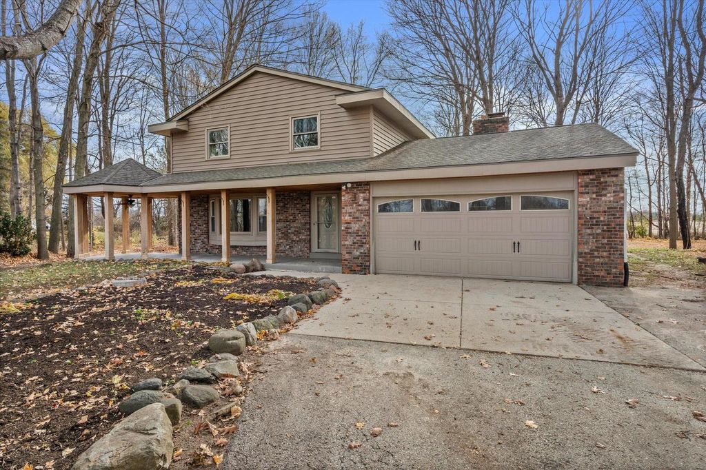 Photo of 11693 S Sherman ROAD, Cedarburg, WI 53012 (MLS # 1946831)