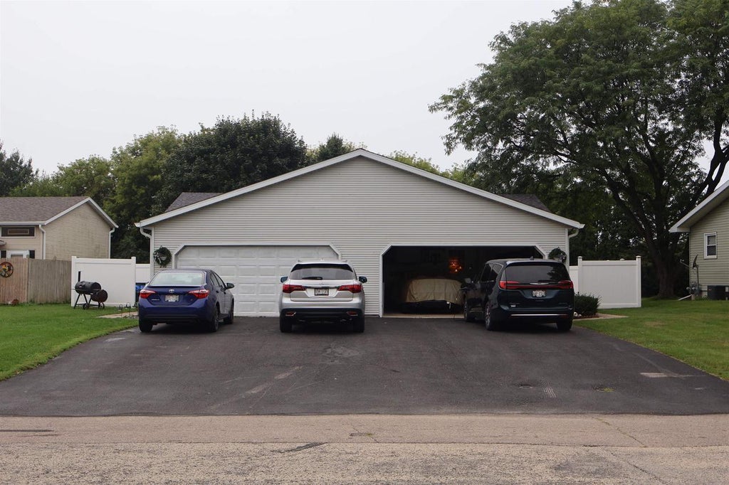 Photo of 216 - 218 Eilbes AVENUE, Beaver Dam, WI 53916 (MLS # 2031704)
